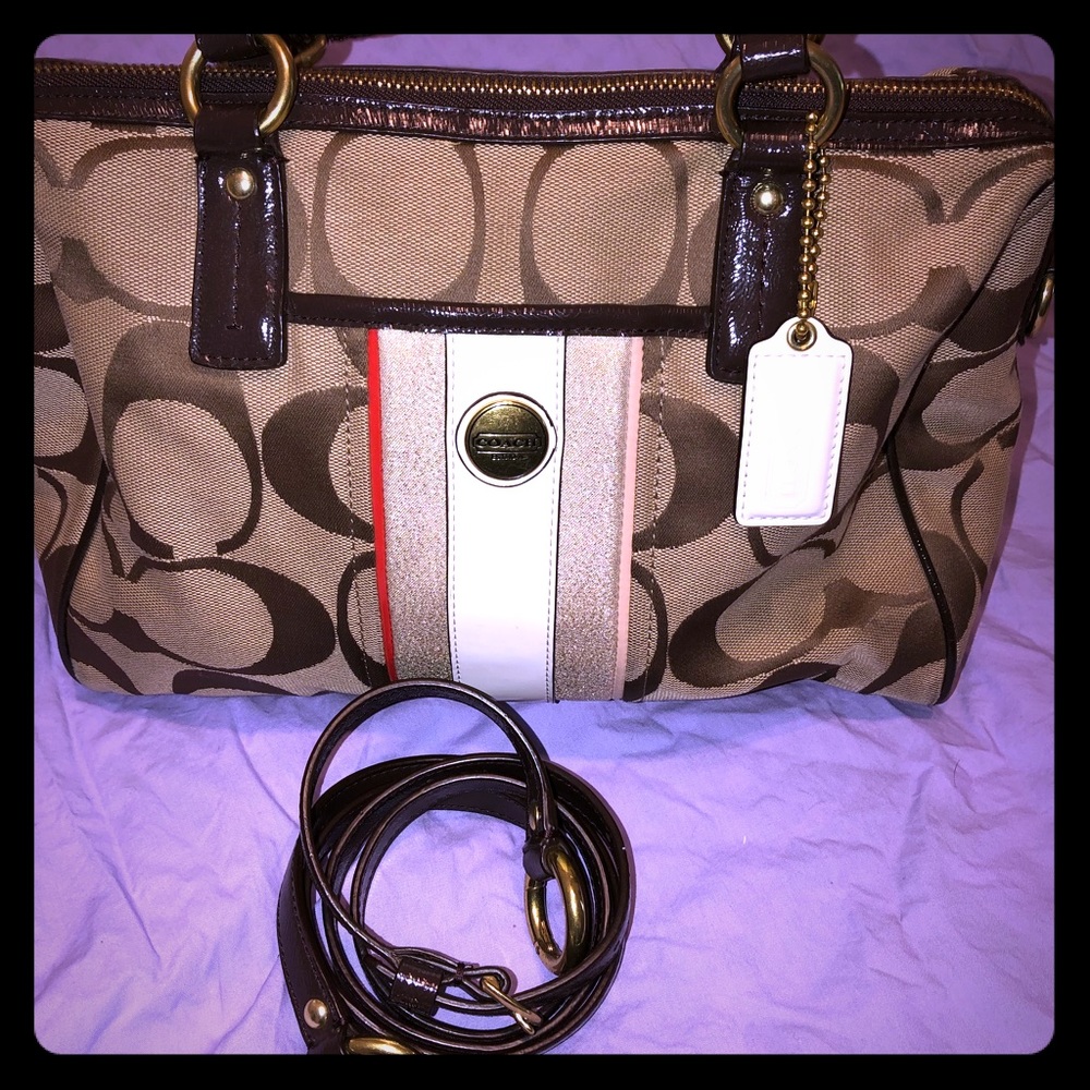 Coach logo pattern bag